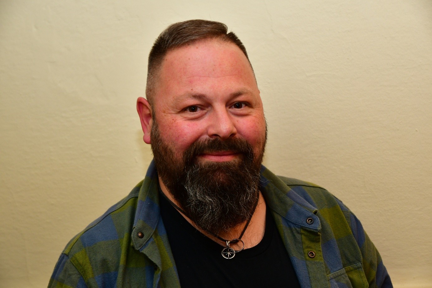 Portraitbild Dennis Bock
